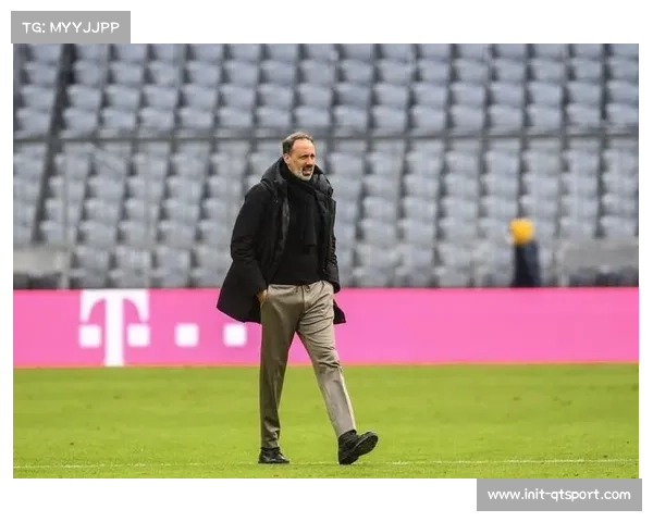 场边教练席争执吃牌，德甲教练情绪管理受关注