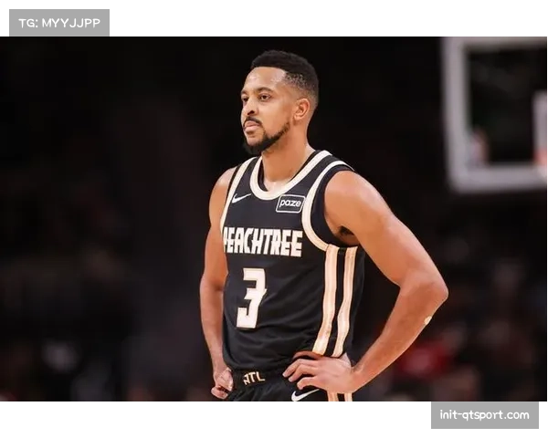 老鹰球员麦科勒姆在季后赛G3命中跳投准绝杀，助球队109-108险胜尼克斯